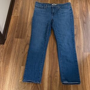Levi's Women's Straight Leg Blue Jeans. 312 Shaping Slim